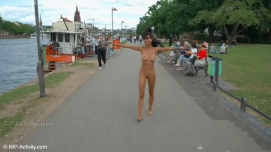 lsbar.jpg4.us librechan naked 07 野外全裸露出歩行ＮＩＰＡ8/7「Sandra S.」 - CFNMコウと露出とCMNF