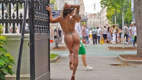 野外全裸露出歩行ＮＩＰＡ8/8「Andrea A.」